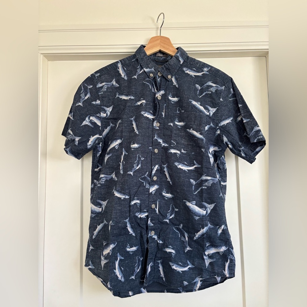Eddie Bauer Navy Fish Print Casual Shirt